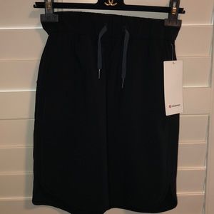 NWT Lululemon On The Fly Skirt, Black,Sz 4